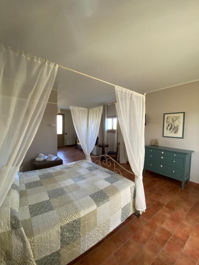 Agriturismo Bassanine Monticelli dʼOngina Exteriör bild