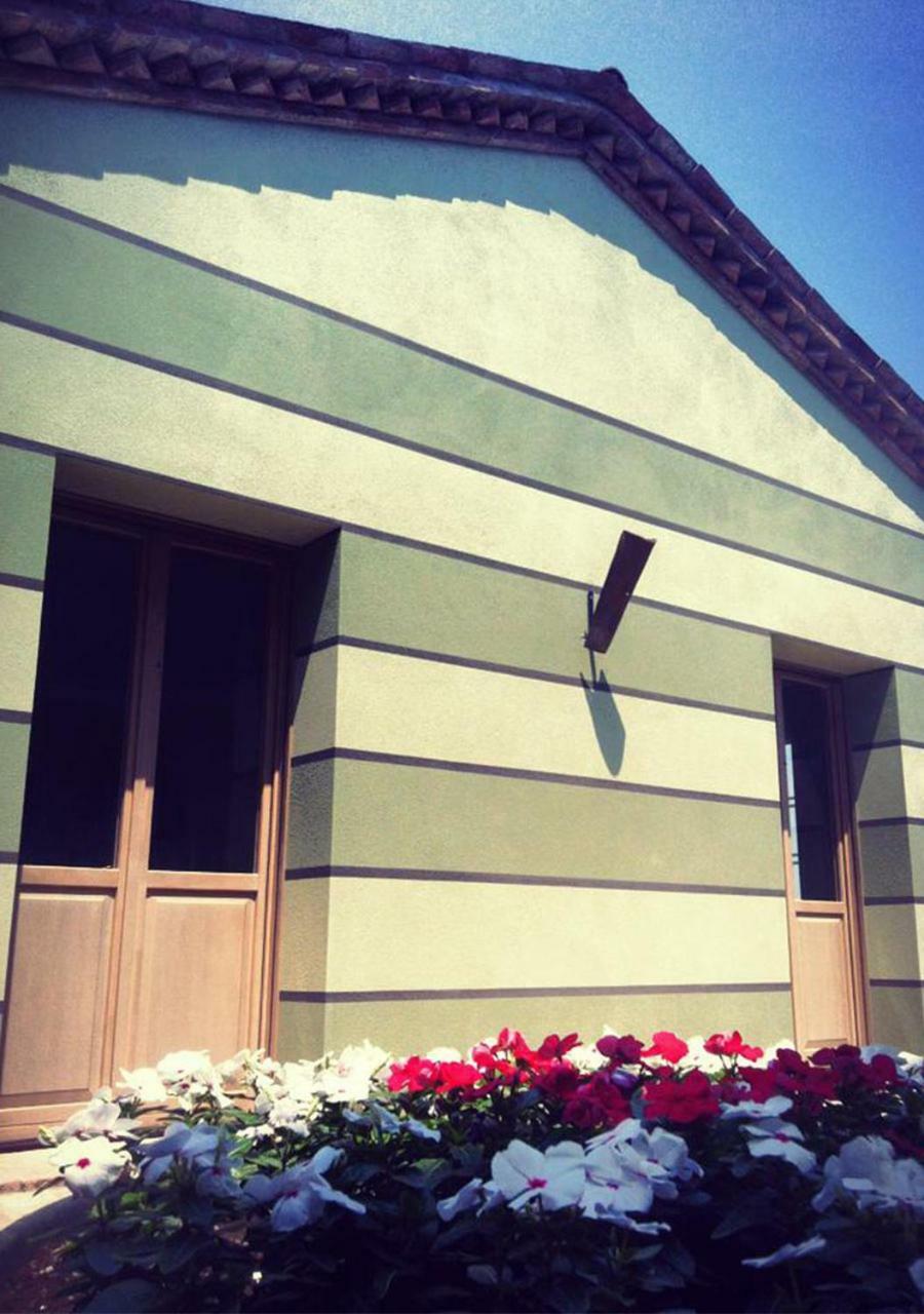 Agriturismo Bassanine Monticelli dʼOngina Exteriör bild